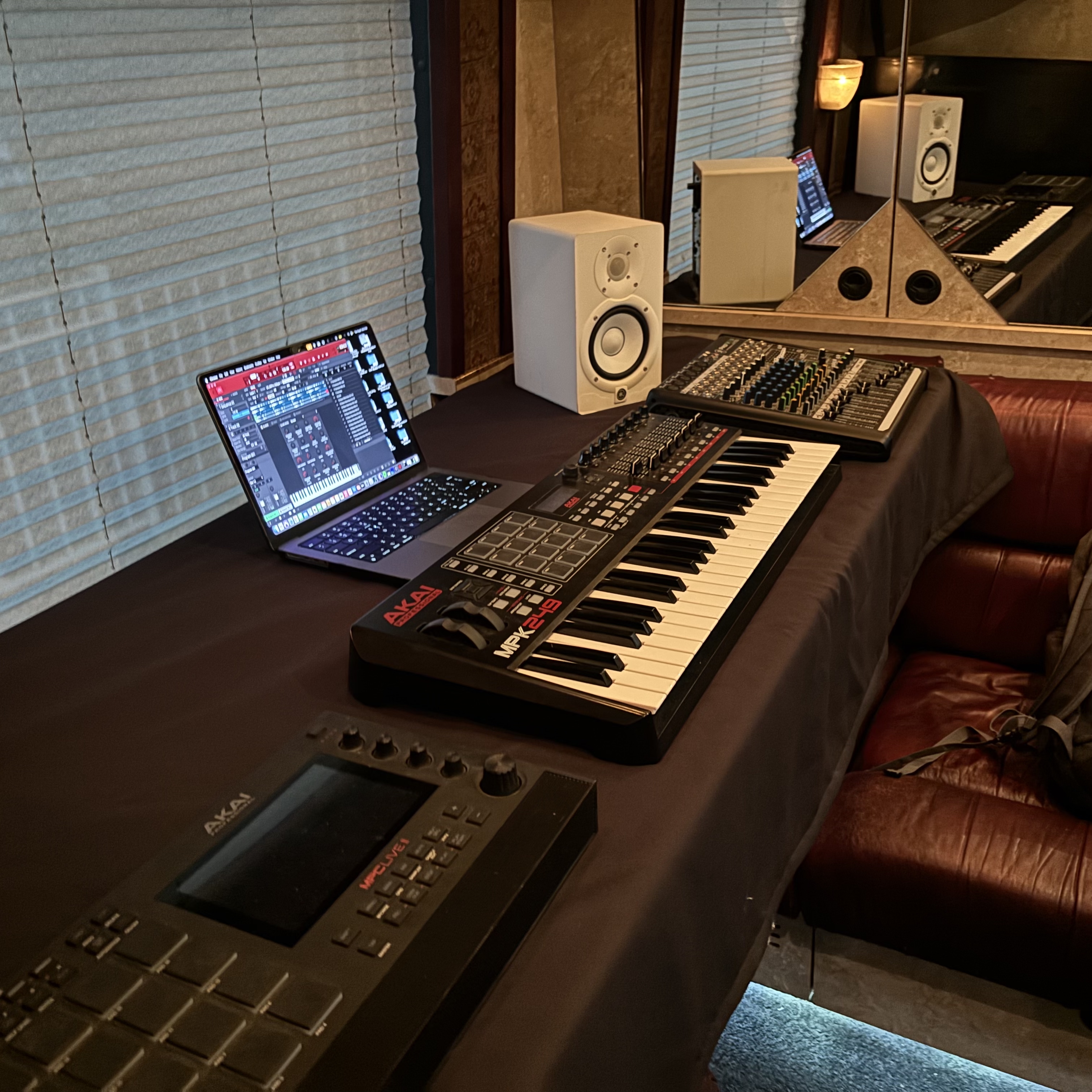 Majesty mobile recording studio